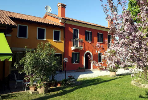 Photo COUNTRY HOUSE AGRITURISMO IL BUCANEVE COUNTRY HOUSE a ROVOLON