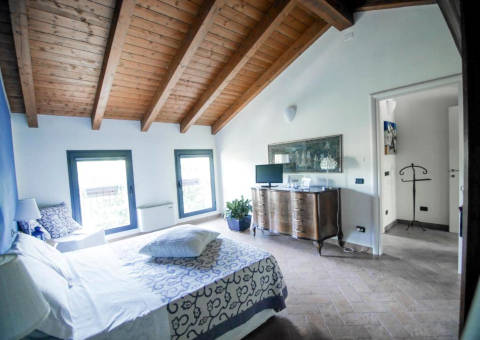 Picture of B&B QUATTROCOLLI  of QUATTRO CASTELLA