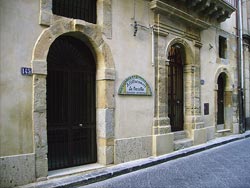 Foto AFFITTACAMERE  LA PIAZZETTA di CALTAGIRONE