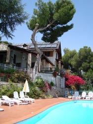 Foto CASA VACANZE VILLAGGIO DEL SOLE di VENTIMIGLIA