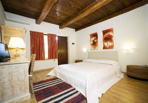 Photo HOTEL IL BAIO  RELAIS & NATURAL SPA a SPOLETO