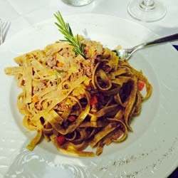 Locanda Dei Baroni - Antica Dimora - foto 23 (Tagliatelle Ragù Di Chianina)