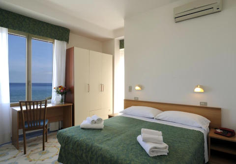 Photo HOTEL  DELFINO a LAIGUEGLIA