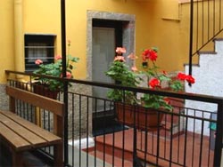 Foto AFFITTACAMERE APPARTAMENTI IL PATIO di MANAROLA