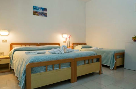 Photo HOTEL ALBERGO MARLA a CAMEROTA