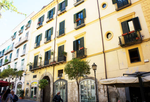 Photo B&B SALERNO CENTRO BED AND BREAKFAST a SALERNO