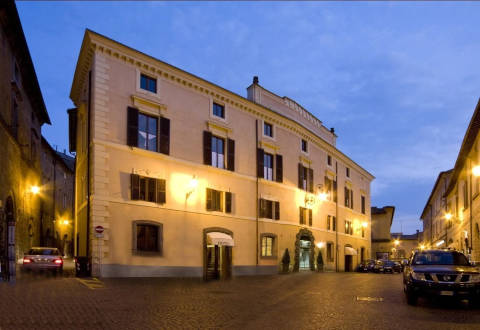 Photo HOTEL  AQUILA BIANCA a ORVIETO