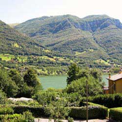 Picture of CASA VACANZE FINESTRA SUL LAGO of RANZANICO