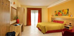 Foto HOTEL MANHATTAN VILLAGE  di SULMONA