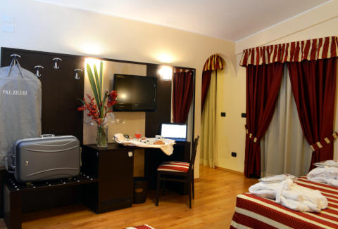 Photo HOTEL  IACONE a CHIETI