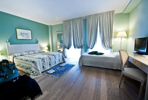 Photo HOTEL OSTUNI PALACE  MEETING SPA a OSTUNI