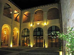 Foto RESIDENCE APPARTAMENTI PALAZZO PALEOLOGI RESORT DIMORA STORICA di LU