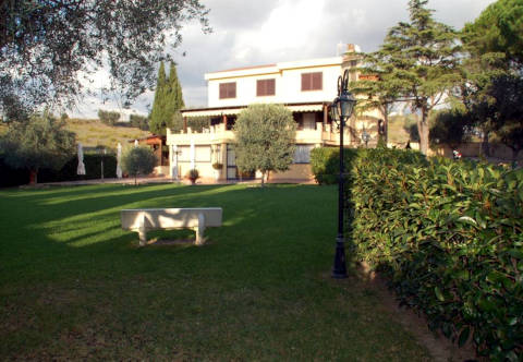 Picture of B&B LA CORTE DEGLI ULIVI BED AND BREAKFAST of CIVITAVECCHIA