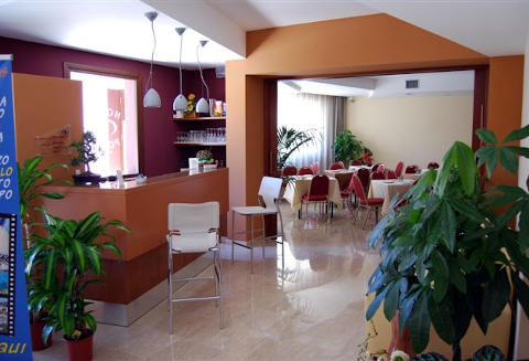 Foto HOTEL  POMA di CUSTONACI