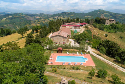 Foto AGRITURISMO TENUTA DI BISCINA di GUBBIO