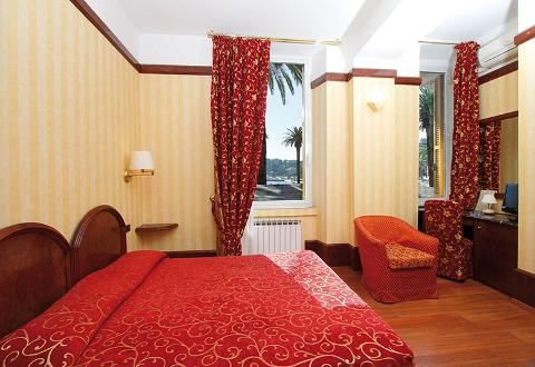 Hotel MirÒ - foto 11 (Chambre 108)