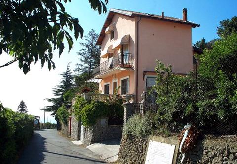 Photo B&B LA TANA DEL TASSO a VENTIMIGLIA