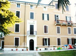 Foto B&B VILLA MONTEBRUNO di DESENZANO DEL GARDA