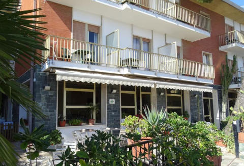 Fotos HOTEL  AMBASSADOR von LAIGUEGLIA