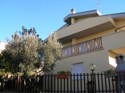 Photo AFFITTACAMERE LA CASA DELLE MAGNOLIE a PERUGIA