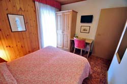 Photo HOTEL  RIFUGIO SORES a TRES