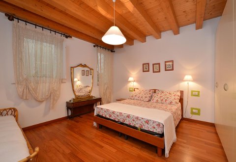 Foto B&B APPARTAMENTI CORTE BARBIERI di CERAINO