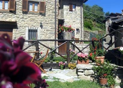 Foto CASA VACANZE LE ANTICHE PIETRE di ORTIGNANO RAGGIOLO