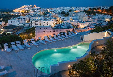 Photo HOTEL  MONTE SARAGO a OSTUNI