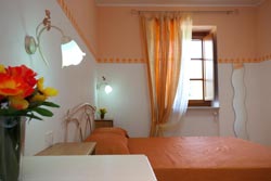 Bed And Breakfast Monticelli - foto 15 (Camera Arancio)