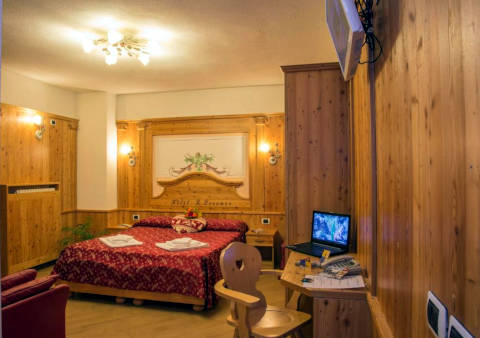 Photo HOTEL  SAN LORENZO a SAN LORENZO IN BANALE