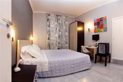 Photo HOTEL H ROOMS BOUTIQUE  a NAPOLI