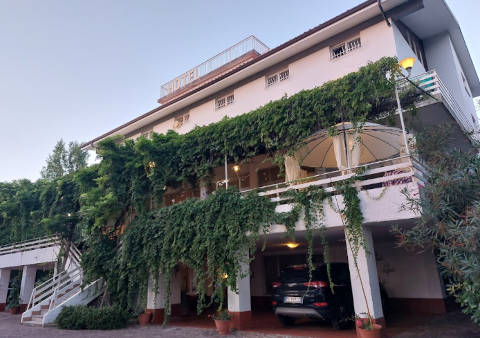 Foto HOTEL  RISTORANTE SOLE di MUGGIA