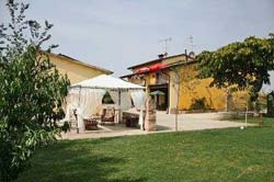 Foto B&B LA CASCINA DI ALICE di CASTIGLIONE DELLE STIVIERE