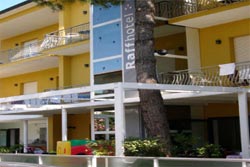 Foto HOTEL  RAFFAELLA di CERVIA