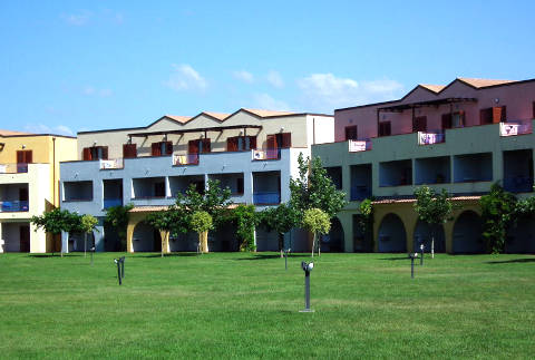 Foto HOTEL VILLAGGIO  PORTOGRECO di SCANZANO JONICO