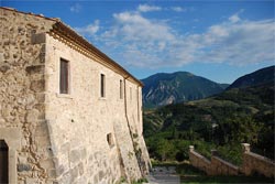 Foto CASA VACANZE OSTELLO PETRA di PESCOSANSONESCO