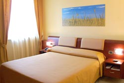 Photo HOTEL NETTUNO  a BRINDISI