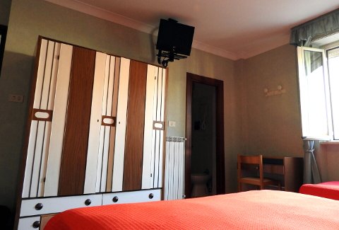 Foto HOTEL  ELVIRA di FIUGGI