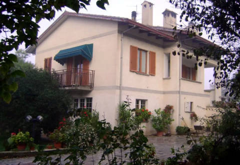 Picture of B&B LA MIMOSA BED AND BREAKFAST of SPELLO