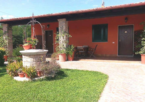 Photo B&B IL CASALE DELLE MARGHERITE a ARDEA