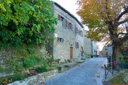 Foto CASA VACANZE LE MURA ETRUSCHE di CORTONA