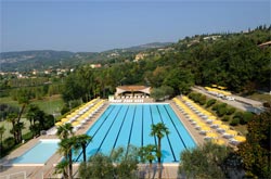 Photo HOTEL VILLAGGIO POIANO RESORT HOTEL a GARDA