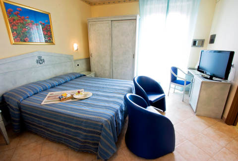 Photo HOTEL  SOLARIUM a SAN BENEDETTO DEL TRONTO