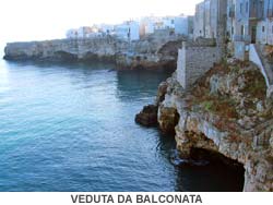 Foto AFFITTACAMERE MONOLOCALE IN CENTRO di POLIGNANO A MARE