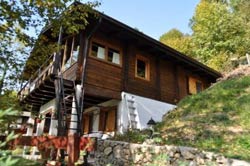 Foto B&B BED & BREAKFAST CHALET DEL PARCO di SERINA