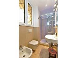 B&b Roma Borgo 91 - foto 16 (Camera Liberty - Bagno)