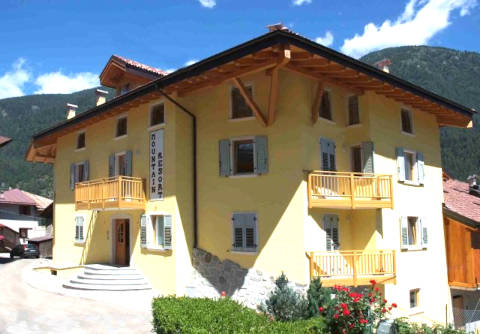 Photo HOTEL  MOUNTAIN RESORT a COMMEZZADURA