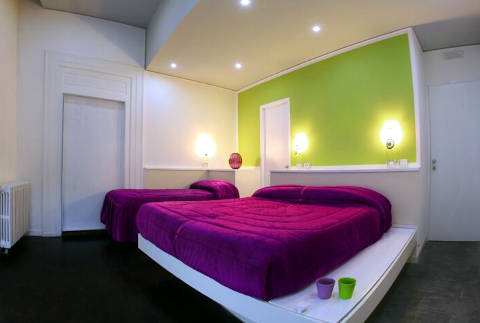 Foto HOTEL THE FRESH - GLAMOUR ACCOMMODATION di NAPOLI