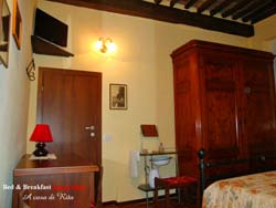 Bed & Breakfast Lucca Fora - foto 14 (Camera Gialla)