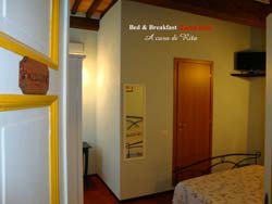 Bed & Breakfast Lucca Fora - foto 16 (Camera Gialla)